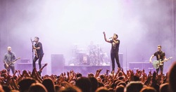 Forever Ends Here / Simple Plan on Sep 10, 2016 [137-small]