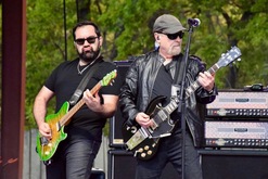 Blue Oyster Cult on Jun 23, 2018 [409-small]