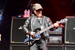 Blue Oyster Cult on Jun 23, 2018 [411-small]