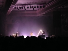 CHVRCHES / Summer Cannibals on Apr 10, 2014 [925-small]