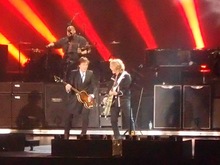 Paul McCartney on May 29, 2013 [076-small]