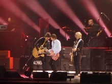 Paul McCartney on May 29, 2013 [082-small]