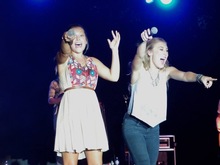 Maddie & Tae on Aug 8, 2015 [172-small]