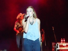 Maddie & Tae on Aug 8, 2015 [183-small]