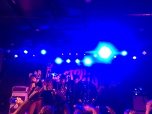 Bad Flower / The Struts on Jul 23, 2018 [261-small]