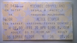 Alice Cooper on Apr 20, 1990 [025-small]