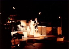 Peter Gabriel on Jul 29, 1983 [831-small]