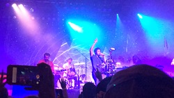 Young the Giant / Lewis Del Mar on Feb 7, 2017 [309-small]
