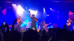 Young the Giant / Lewis Del Mar on Feb 7, 2017 [331-small]
