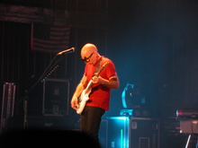 Joe Satriani on Dec 10, 2010 [456-small]