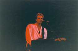 Sting / Joan Jett & The Blackhearts on Oct 31, 1985 [531-small]
