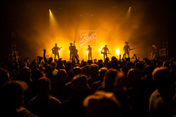 The Infamous Stringdusters / Jon Stickley Trio on Apr 10, 2019 [875-small]