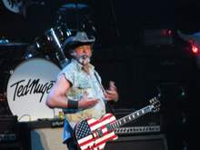 Ted Nugent / Laura Wilde on Aug 17, 2013 [289-small]