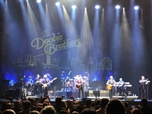 Chicago / Doobie Brothers on Jun 10, 2017 [460-small]