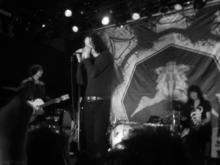 Violent Soho / The Dead Weather on Nov 17, 2009 [187-small]