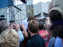 tags: Sonic Youth, Crowd - The Flaming Lips / Sonic Youth / The Magic Numbers on Aug 25, 2006 [227-small]