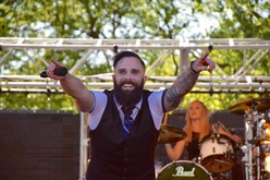 Skillet on Apr 23, 2016 [161-small]
