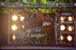 Skillet on Apr 23, 2016 [166-small]