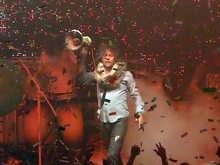 The Flaming Lips / New Fumes on Sep 13, 2011 [184-small]