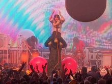 The Flaming Lips / New Fumes on Sep 14, 2011 [217-small]