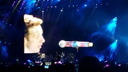 Coldplay on Apr 16, 2016 [791-small]