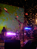 tags: The Flaming Lips - The Flaming Lips / Sonic Youth / The Magic Numbers on Aug 25, 2006 [236-small]