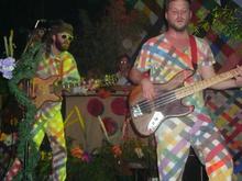 Flashy Python / Dr. Dog on Oct 24, 2009 [373-small]