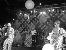 Flashy Python / Dr. Dog on Oct 24, 2009 [376-small]