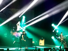 The Naked and Famous / Blink 182 on Mar 25, 2017 [847-small]