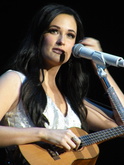 Kacey Musgraves on Dec 16, 2016 [548-small]