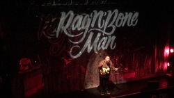 Rag 'n' Bone Man / Dan Caplen / Gi3MO & Ceezlin on Apr 18, 2017 [792-small]