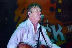 Dennis Quaid and the Sharks / Smithereens / Golden Ones on Jul 6, 2019 [511-small]