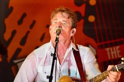 Dennis Quaid and the Sharks / Smithereens / Golden Ones on Jul 6, 2019 [513-small]