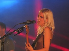 Wolf Alice / Candy on Jul 16, 2019 [482-small]