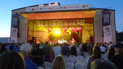 Joan Jett & The Blackhearts on Jul 13, 2019 [799-small]