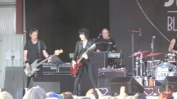 Joan Jett & The Blackhearts on Jul 13, 2019 [810-small]