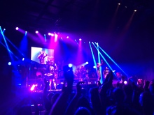 Gabriela Bee / Walk Off The Earth on Jun 27, 2019 [198-small]