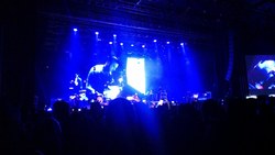 OneRepublic on Sep 20, 2015 [744-small]