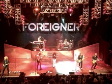 Foreigner on Feb 19, 2015 [240-small]