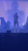 Robyn / Troye Sivan on Jul 27, 2019 [507-small]