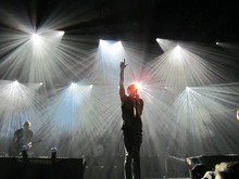 Tonight Alive / Issues / State Champs / All Time Low on Apr 15, 2015 [184-small]