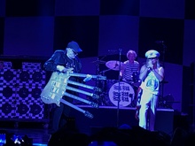 Cheap Trick / Miles Nielsen & the Rusted Hearts on Jun 13, 2019 [822-small]