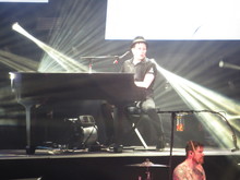Fall Out Boy / Paramore / New Politics / LØLØ on Jul 8, 2014 [290-small]