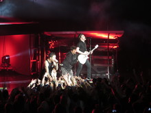 Fall Out Boy / Paramore / New Politics / LØLØ on Jul 8, 2014 [293-small]