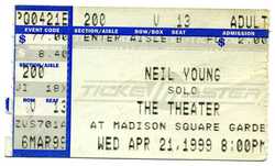 Neil Young on Apr 21, 1999 [340-small]