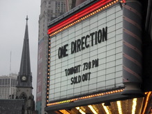 One Direction / Olly Murs / Manika on Jun 1, 2012 [853-small]