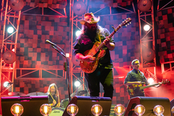 Chris Stapleton / Kendell Marvel / Brothers Osborne on Oct 11, 2019 [418-small]
