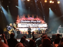 Hootie & the Blowfish / Barenaked Ladies on Aug 24, 2019 [934-small]
