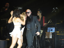 Pitbull / Ke$ha / Justice Crew on Jun 7, 2013 [994-small]