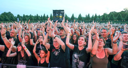Within Temptation / Scarlet Dorn on Aug 3, 2019 [375-small]